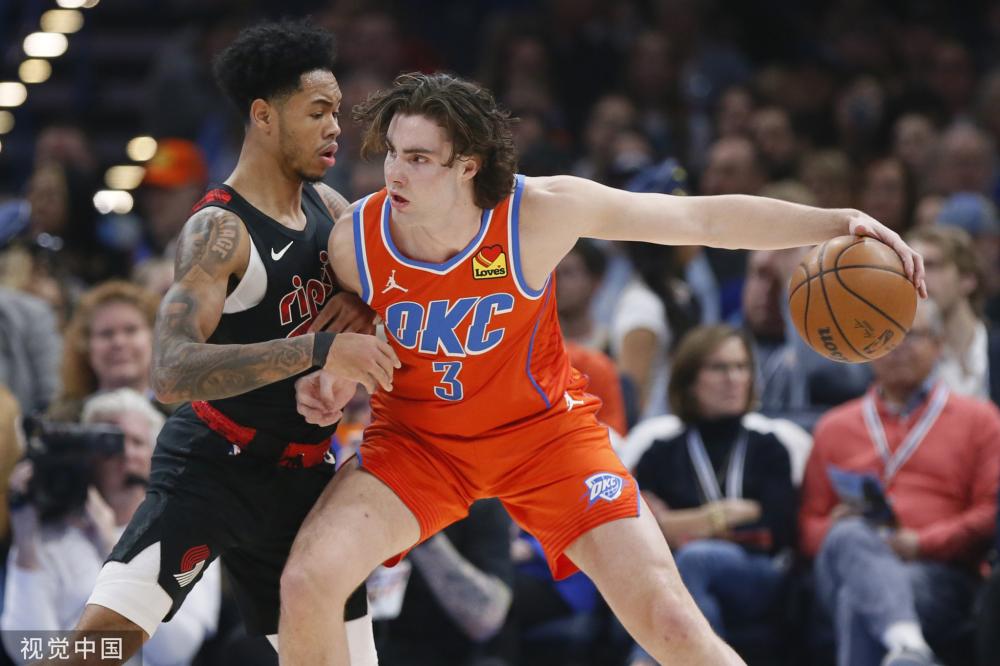 以其出色的 以其出色的