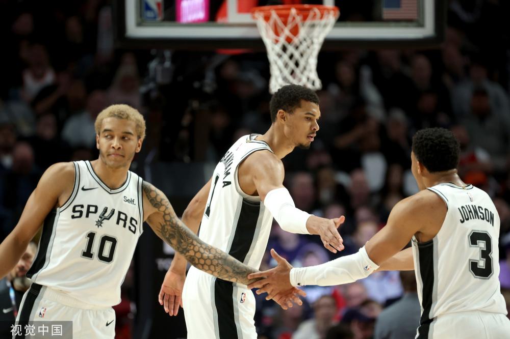 深情致敬及 深情致敬及